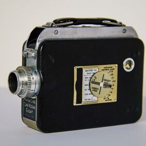 Vintage Camera Cine-KODAK eight